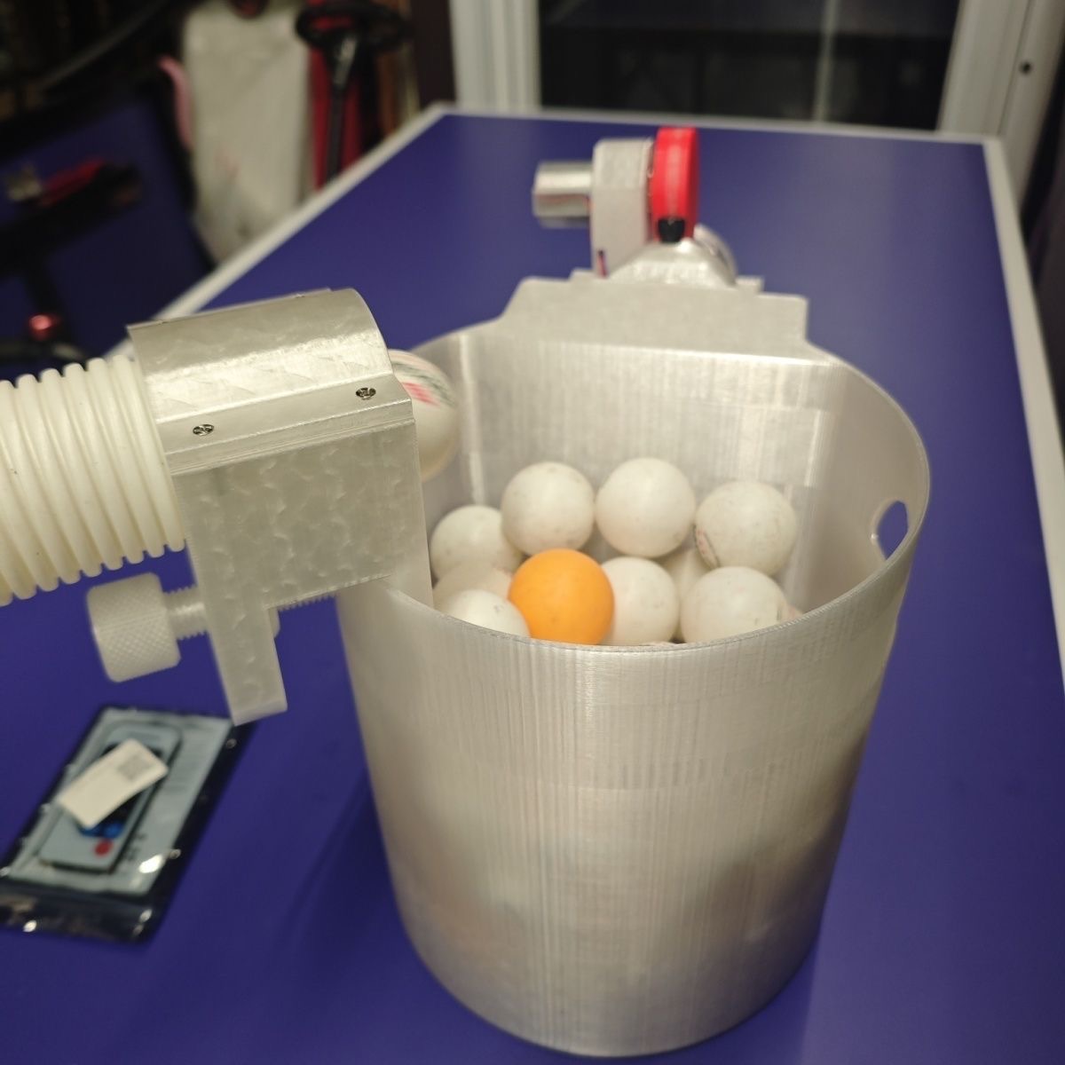 自動卓球ローディングマシン大容量ピンポンマシンポータブルボー - Table Tennis Trainer のレビューと価格