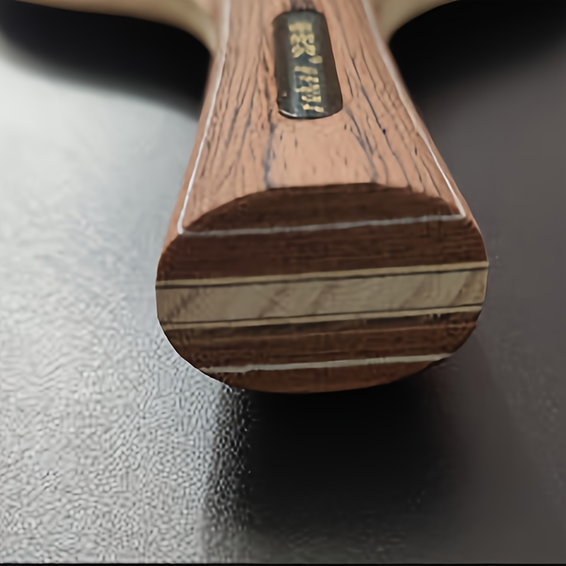 黒檀製卓球ラケットブレード、高速攻撃設計、5ウッド+2カーボ - Table Tennis Blade のレビューと価格